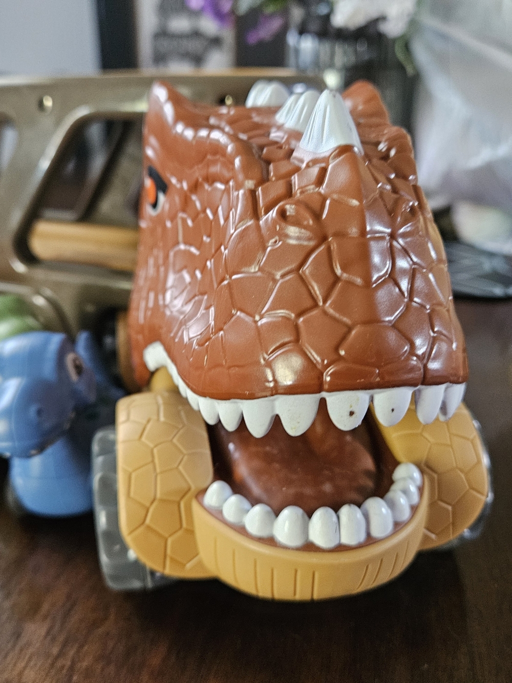 Reptile Toy Car with Orange Dinosaur Head - Pets Reptile